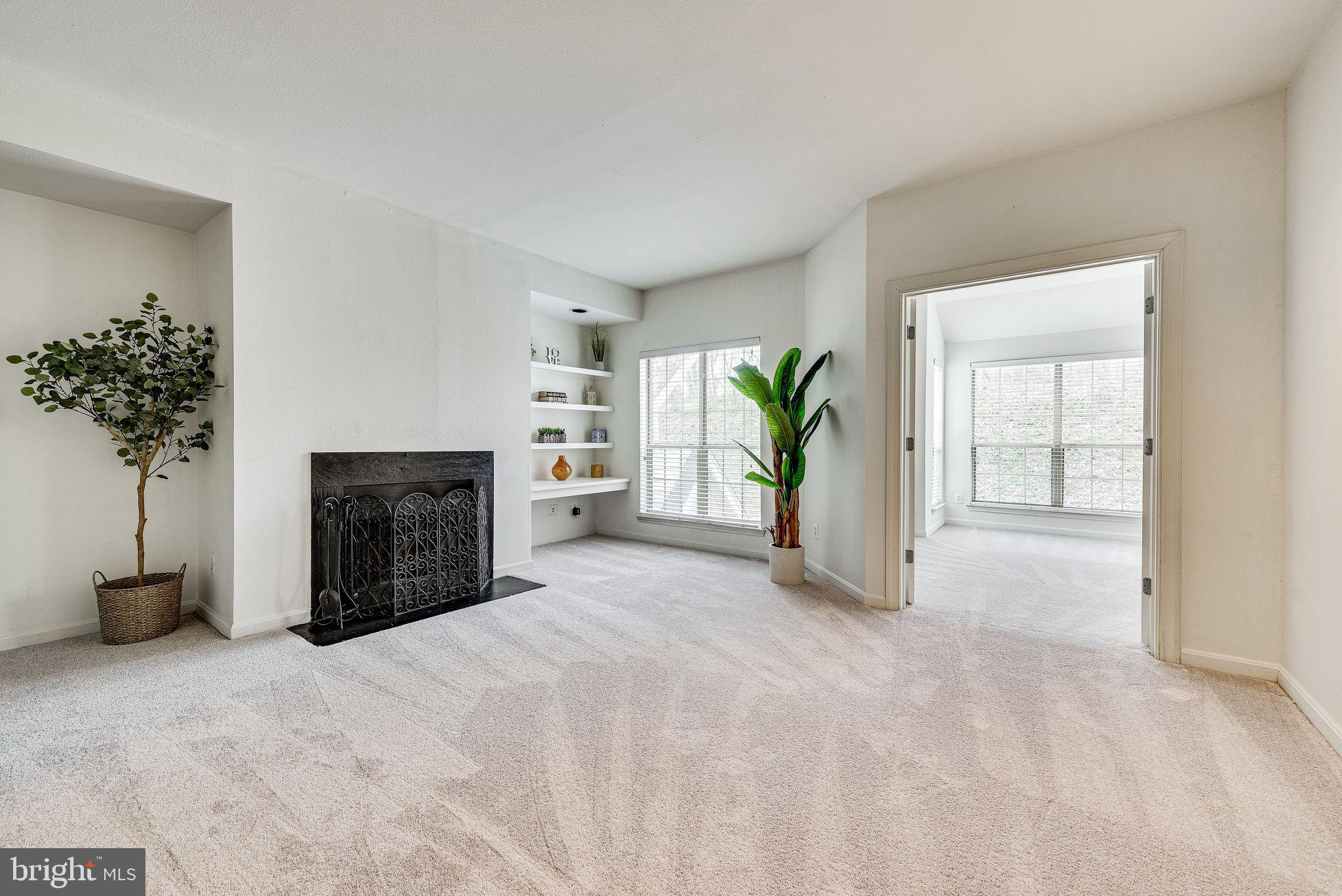 3914 PENDERVIEW DR #523