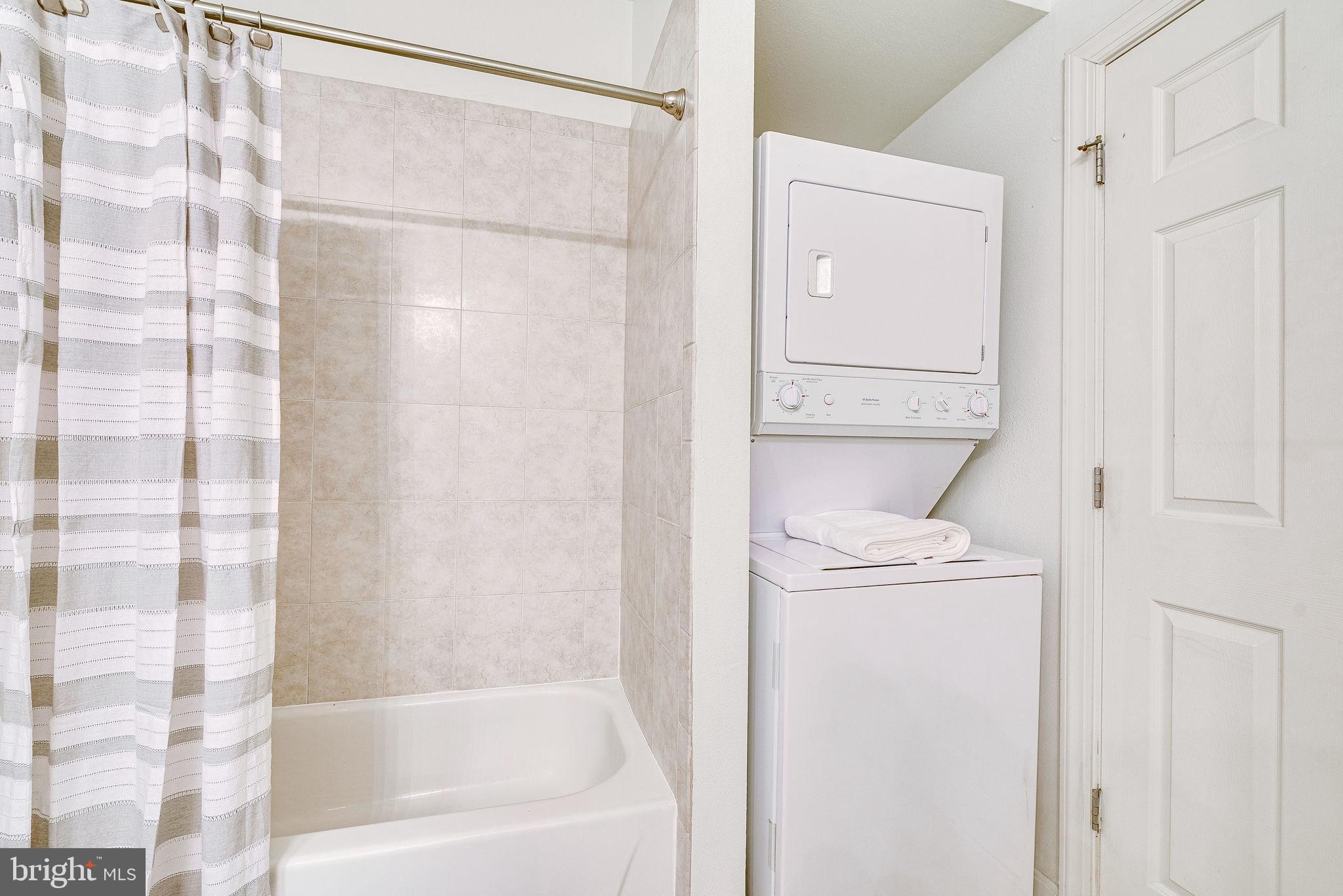 3914 PENDERVIEW DR #523