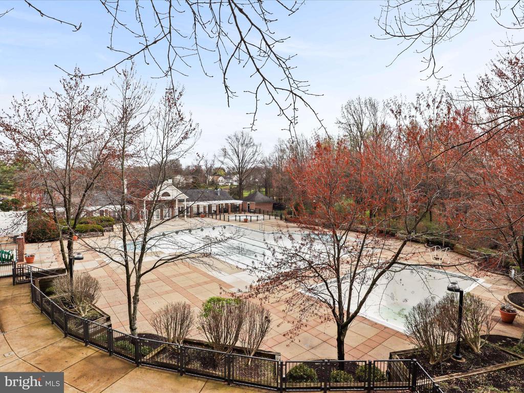 12000 CALIE COURT