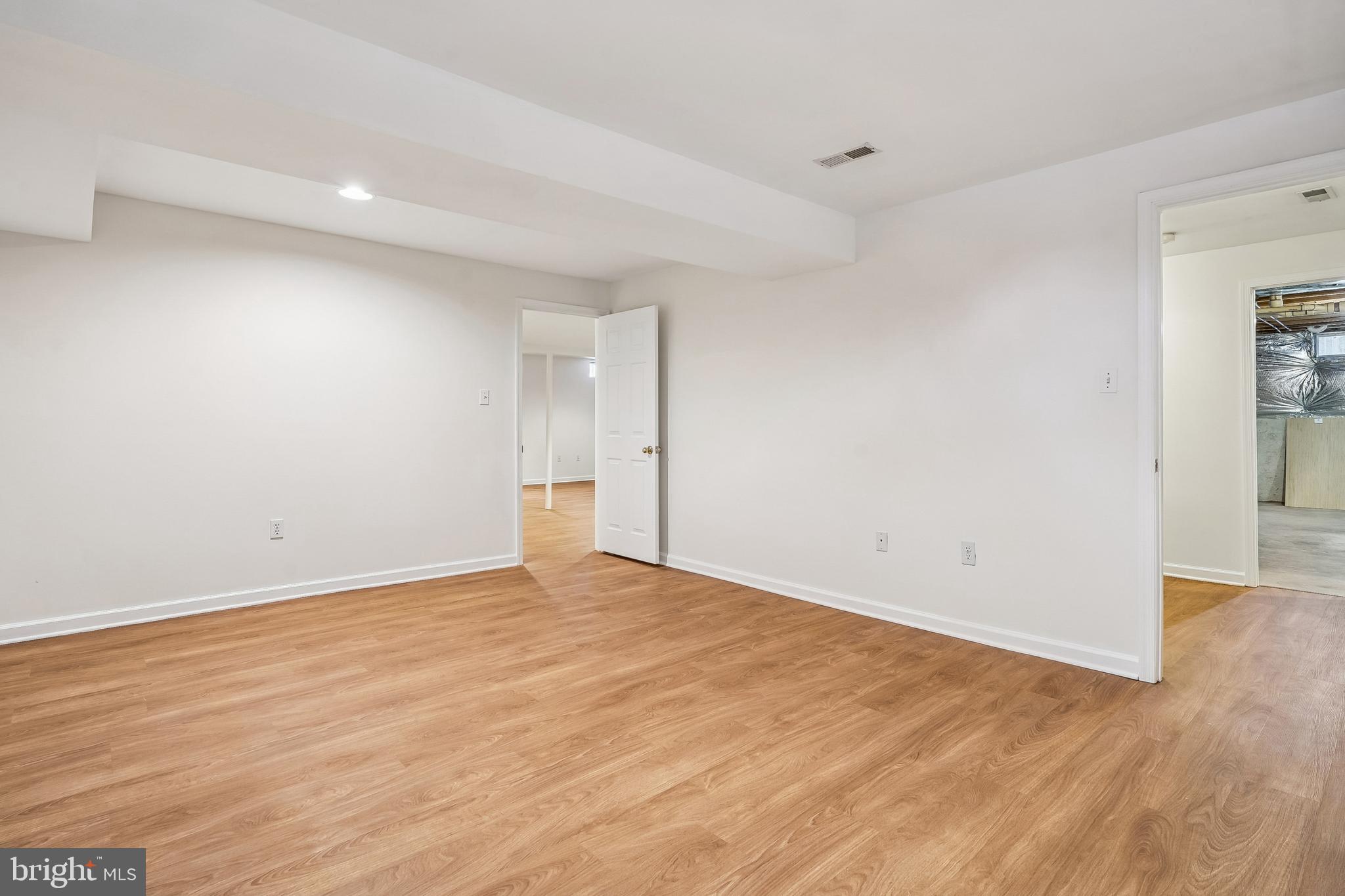 11928 PARKSIDE DRIVE