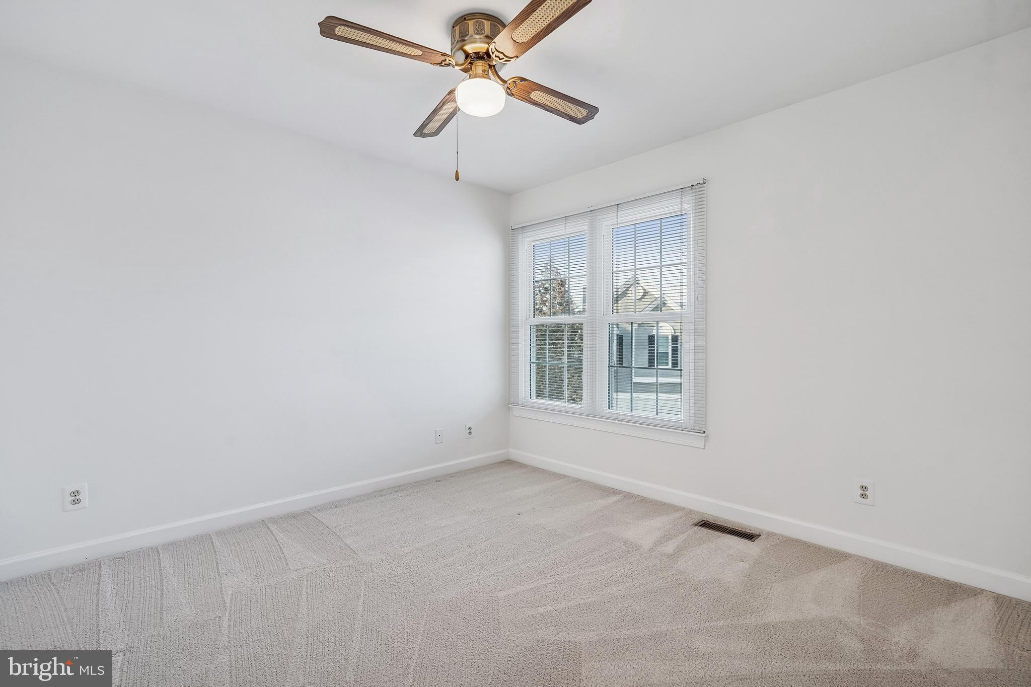 11928 PARKSIDE DRIVE