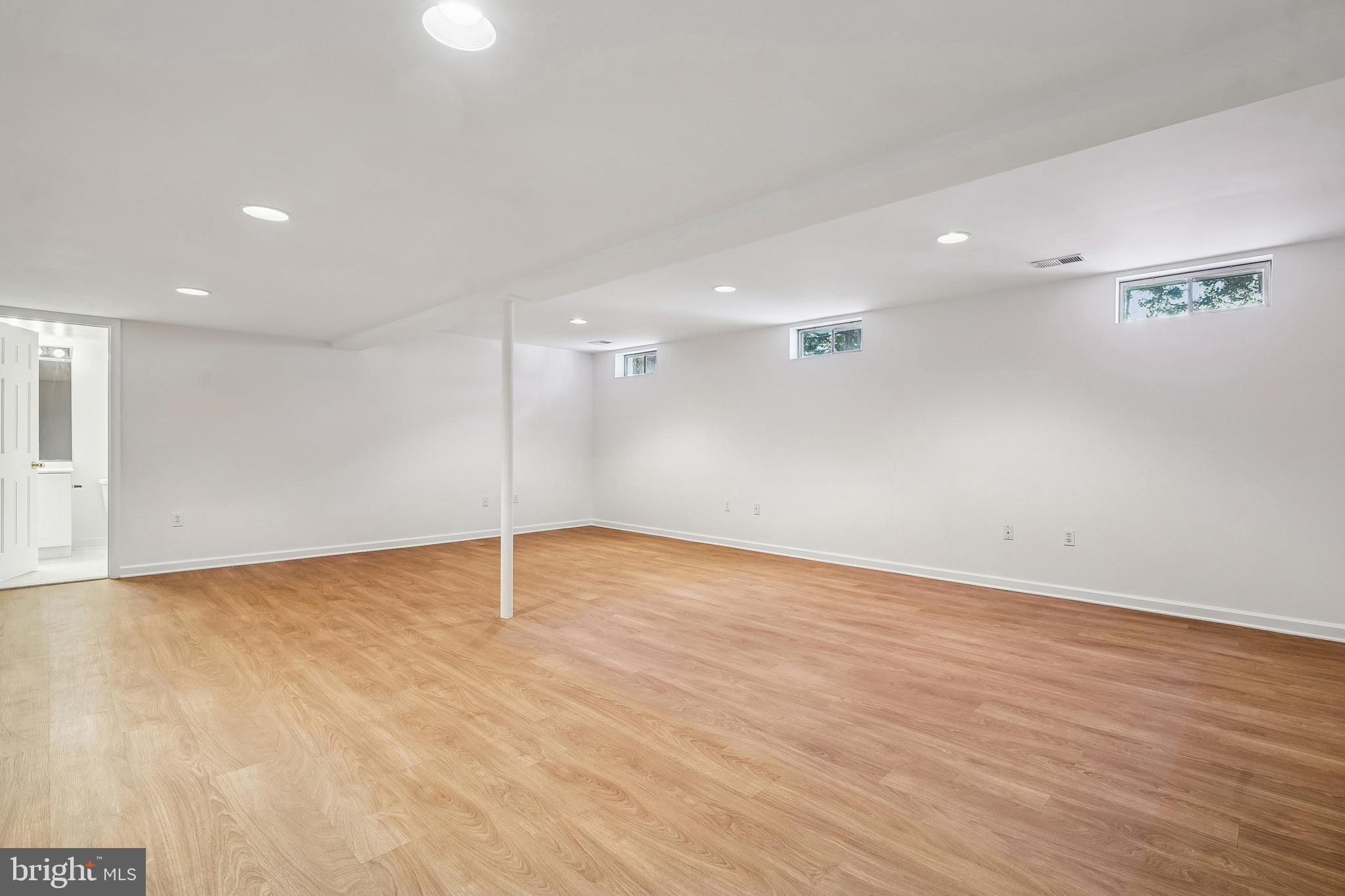 11928 PARKSIDE DRIVE