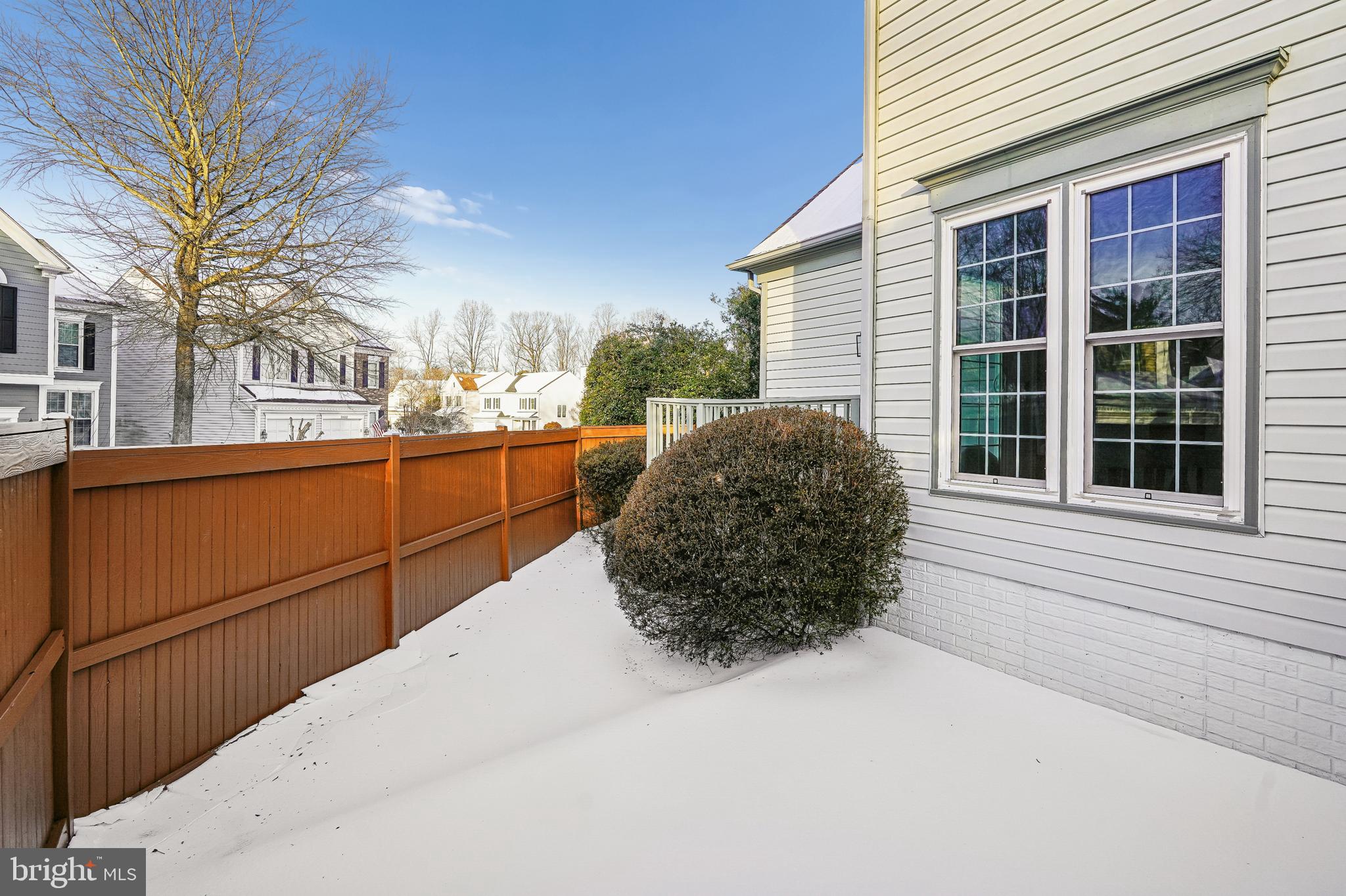 11928 PARKSIDE DRIVE