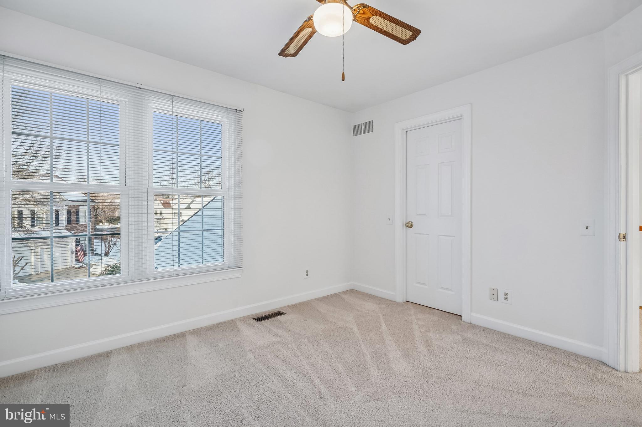 11928 PARKSIDE DRIVE