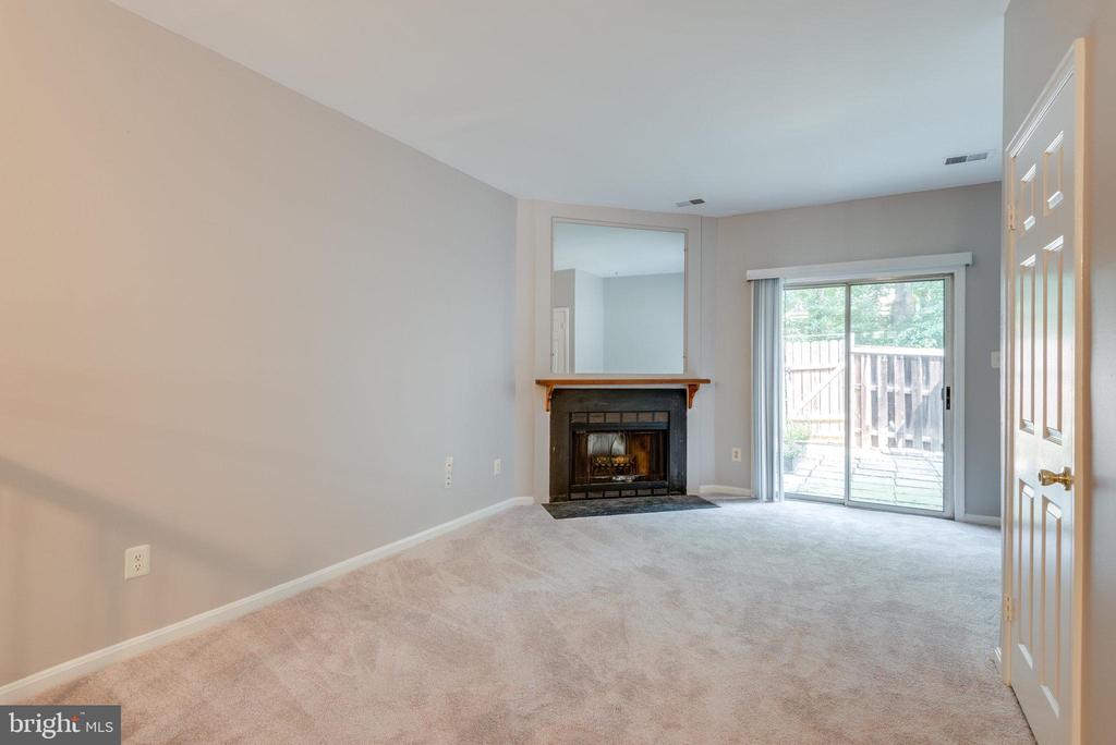 2133 WHISPER WAY