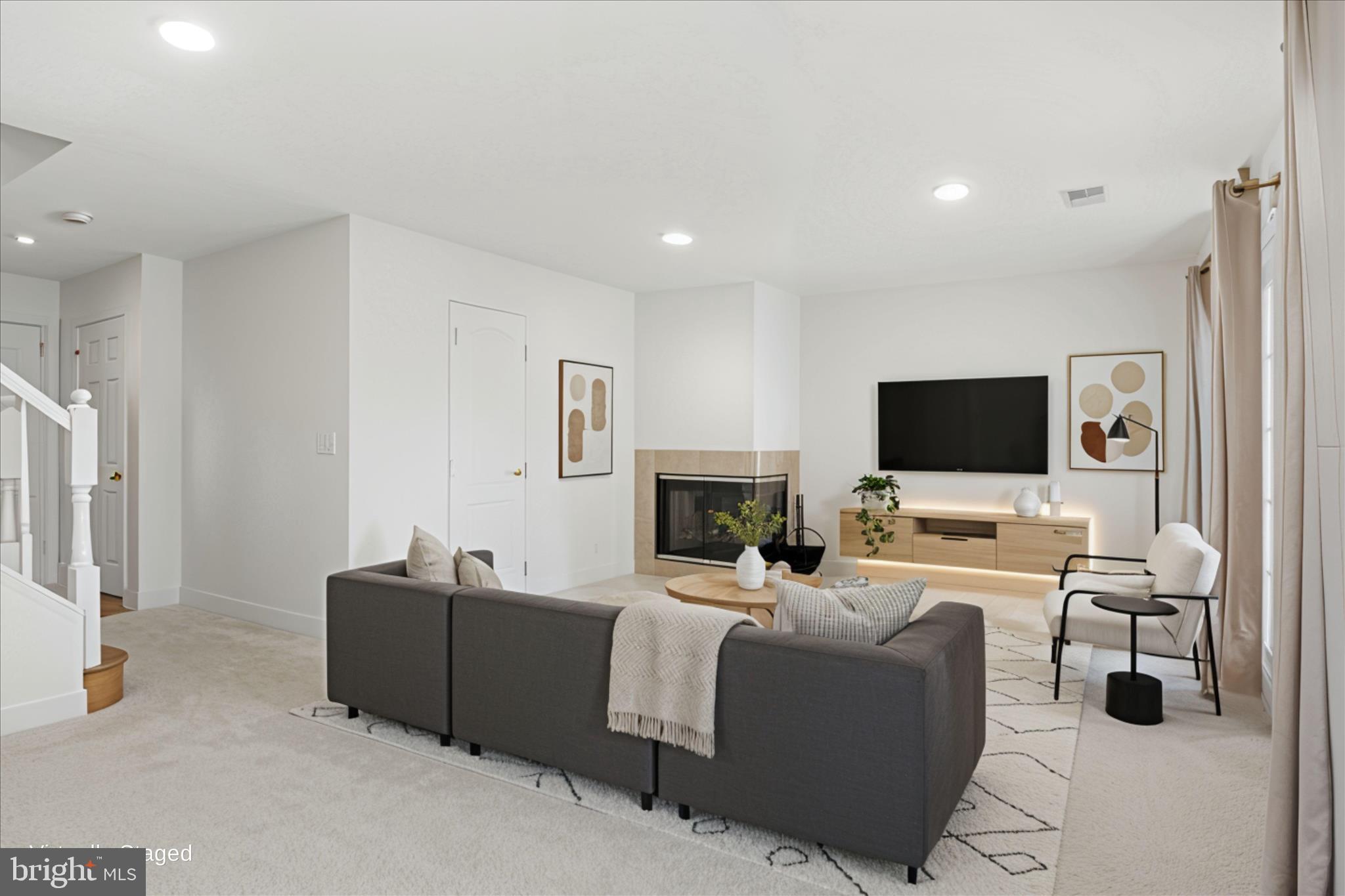 3946 VALLEY RIDGE DRIVE