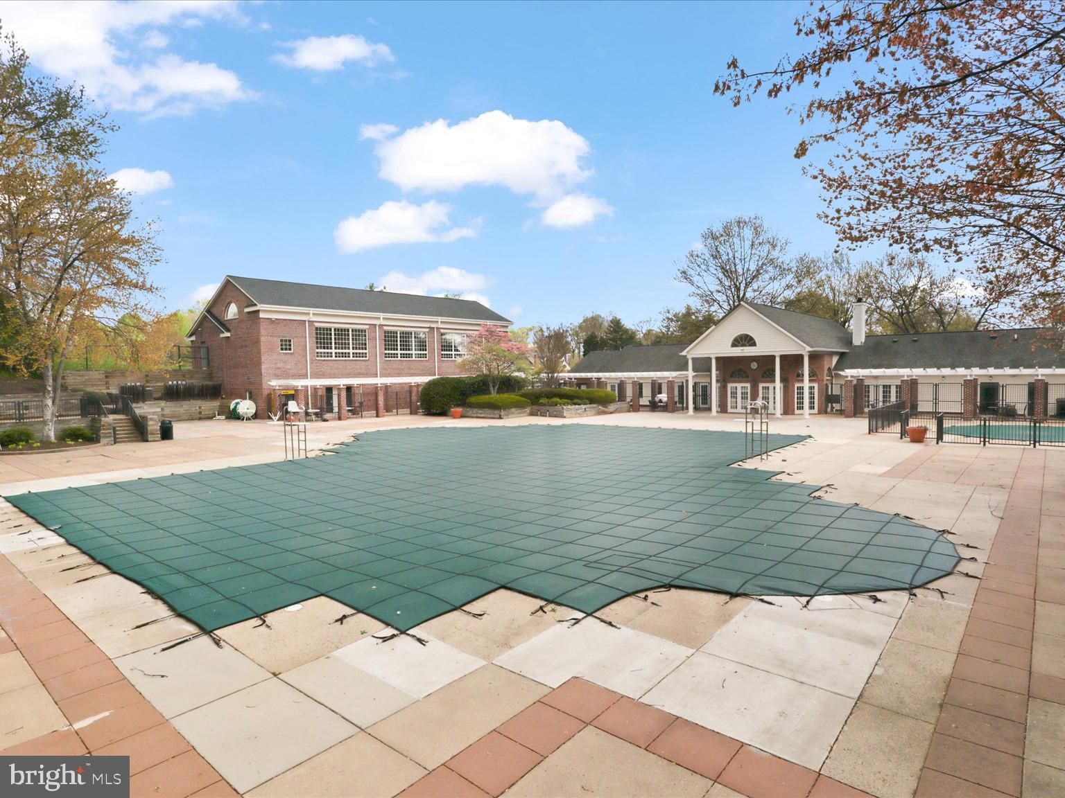 3946 VALLEY RIDGE DRIVE