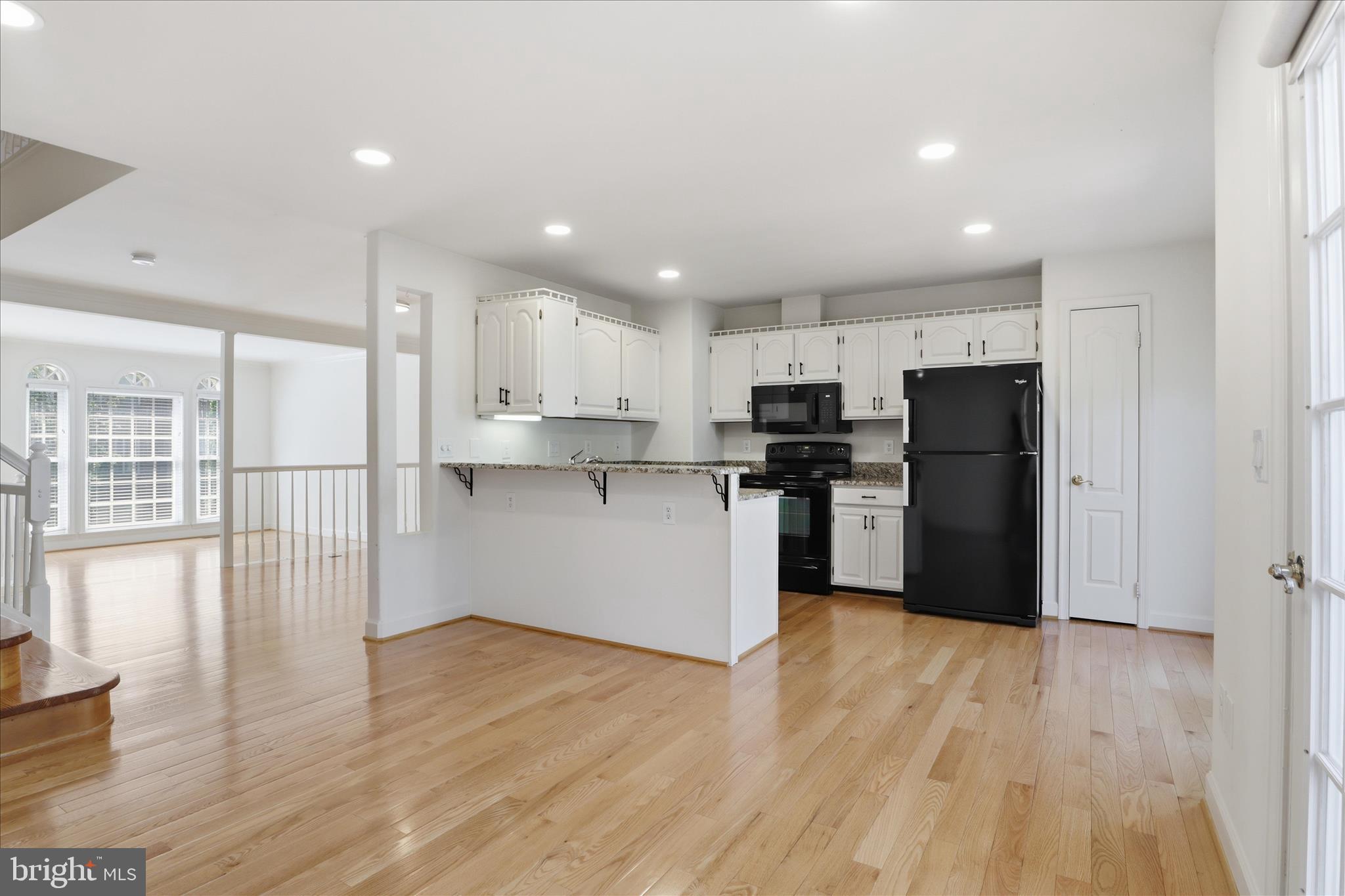 3946 VALLEY RIDGE DRIVE