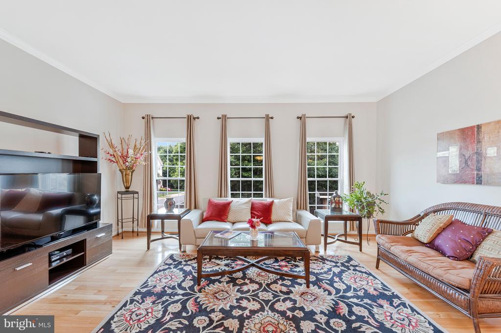 13012 QUARTZ LANE