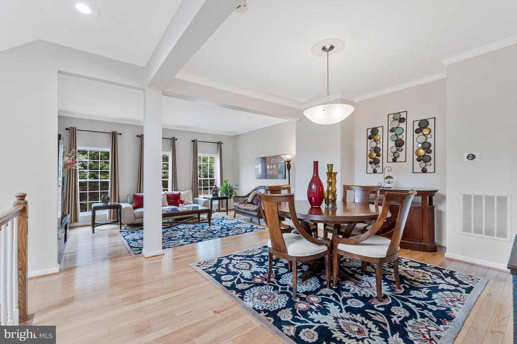 13012 QUARTZ LANE