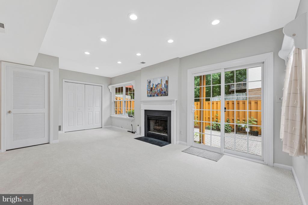 13012 QUARTZ LANE