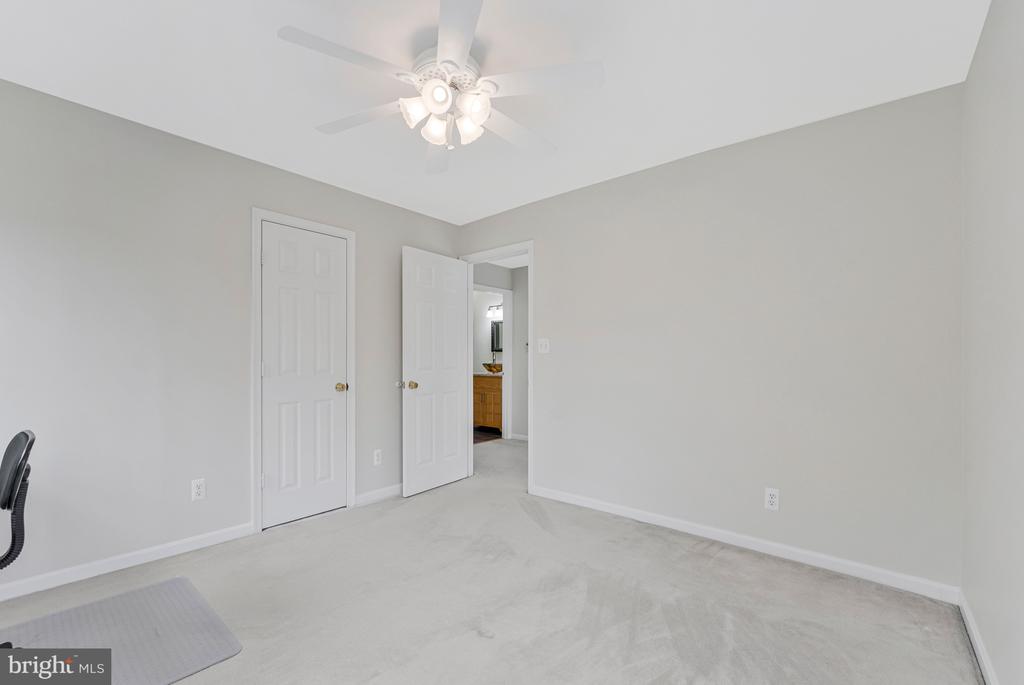 13012 QUARTZ LANE