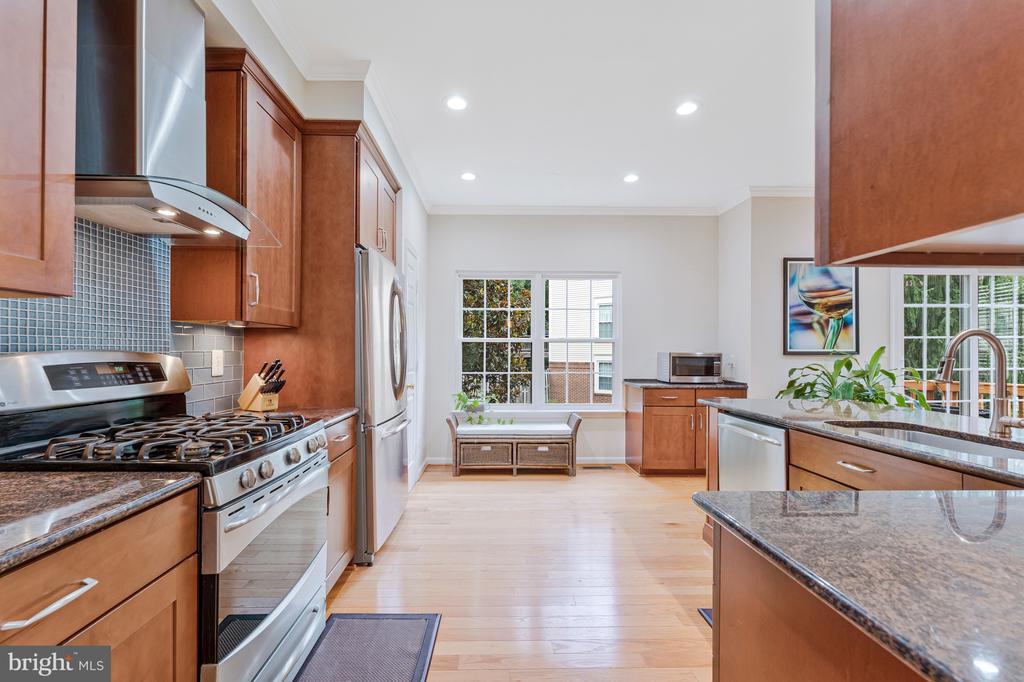 13012 QUARTZ LANE