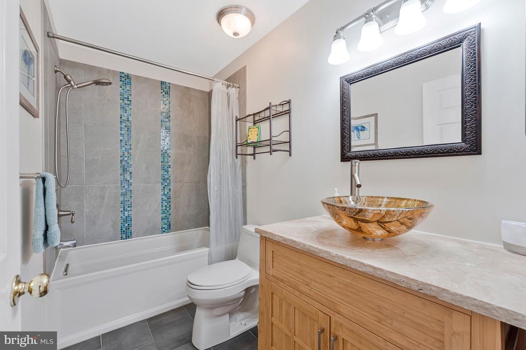 13012 QUARTZ LANE
