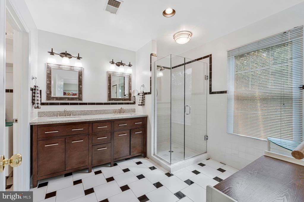 13012 QUARTZ LANE