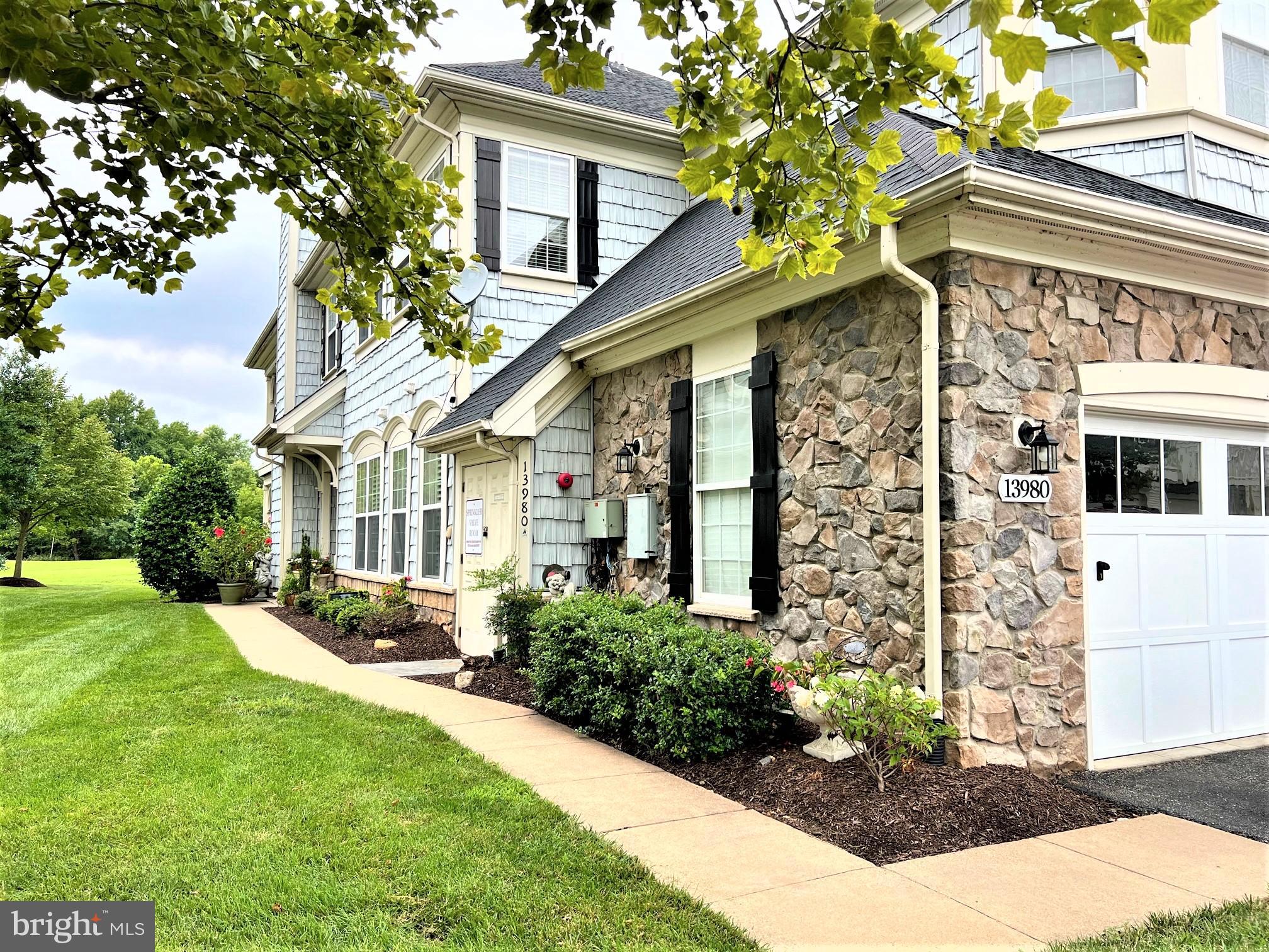 13980 Greendale Dr #7