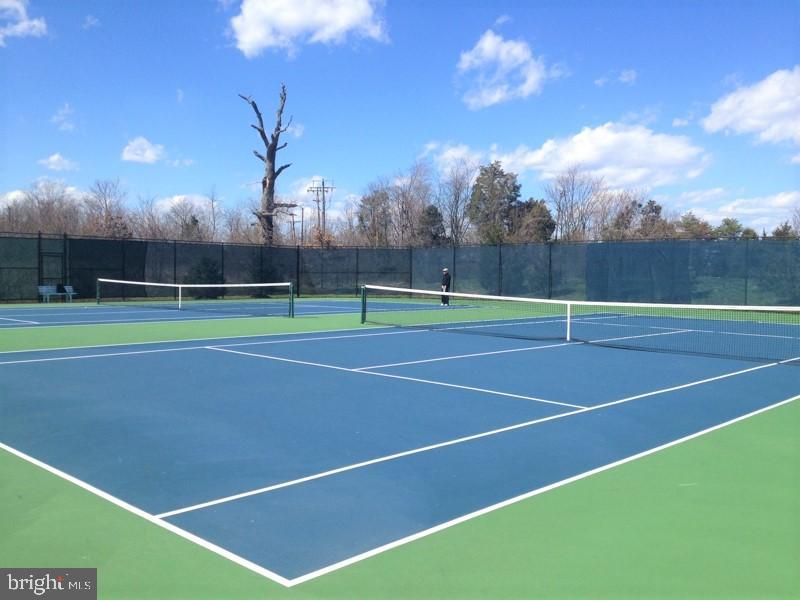 13980 Greendale Dr #7