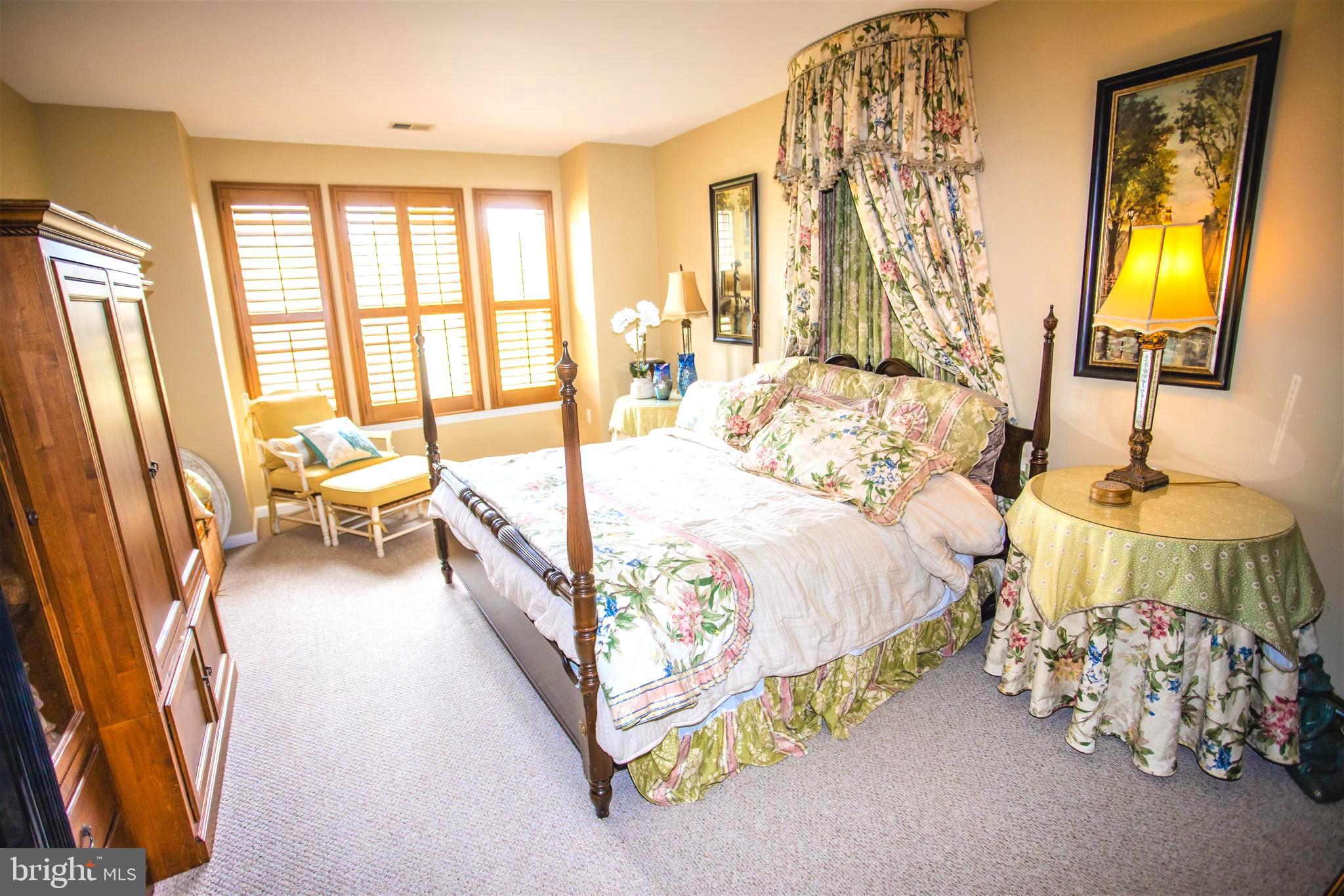 13980 Greendale Dr #7