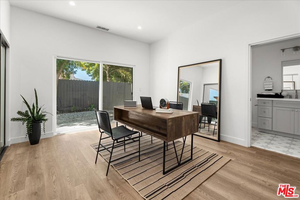 7901 Winsford Avenue