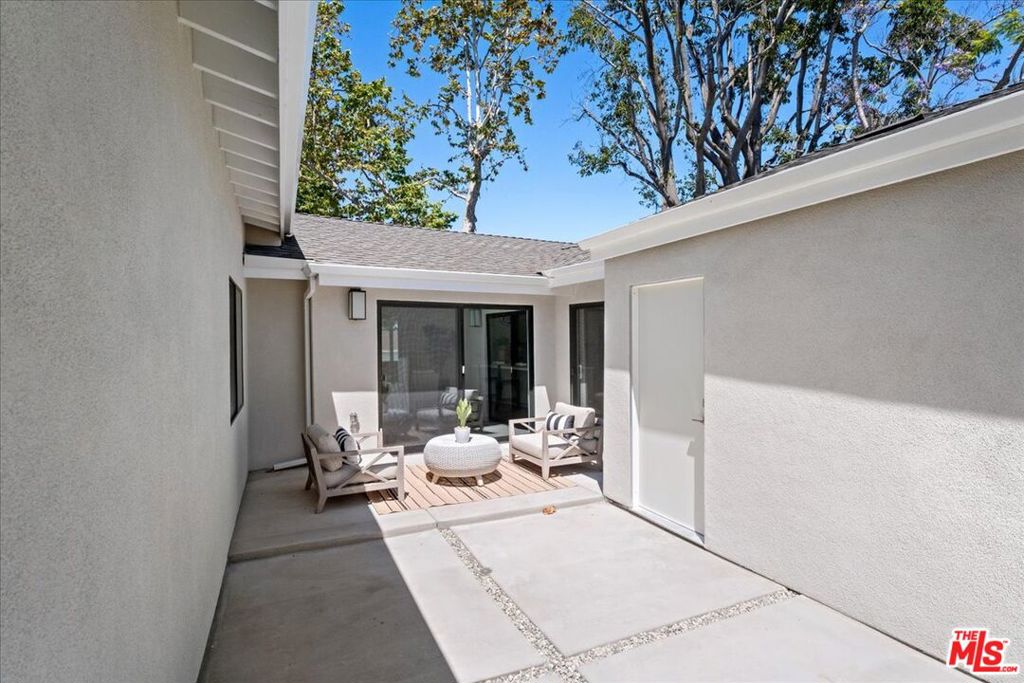 7901 Winsford Avenue