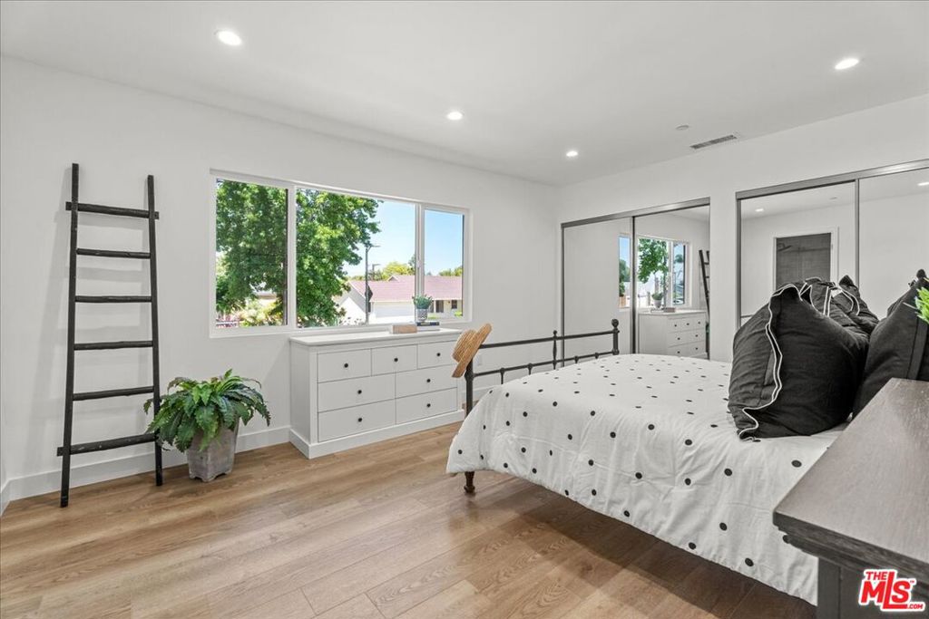 7901 Winsford Avenue