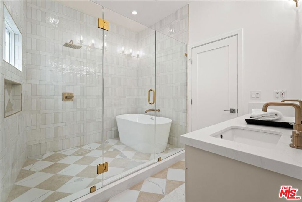 7901 Winsford Avenue