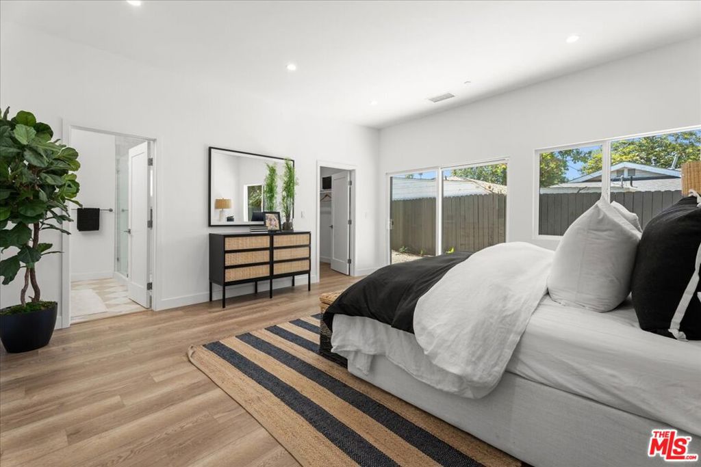 7901 Winsford Avenue