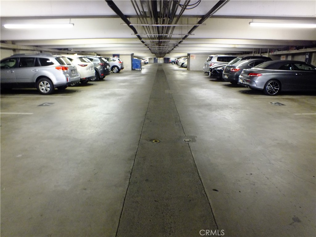 5339 Newcastle Avenue Unit: 103