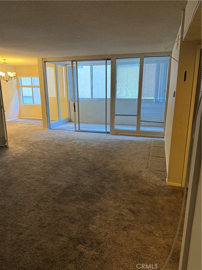 5339 Newcastle Avenue Unit: 103