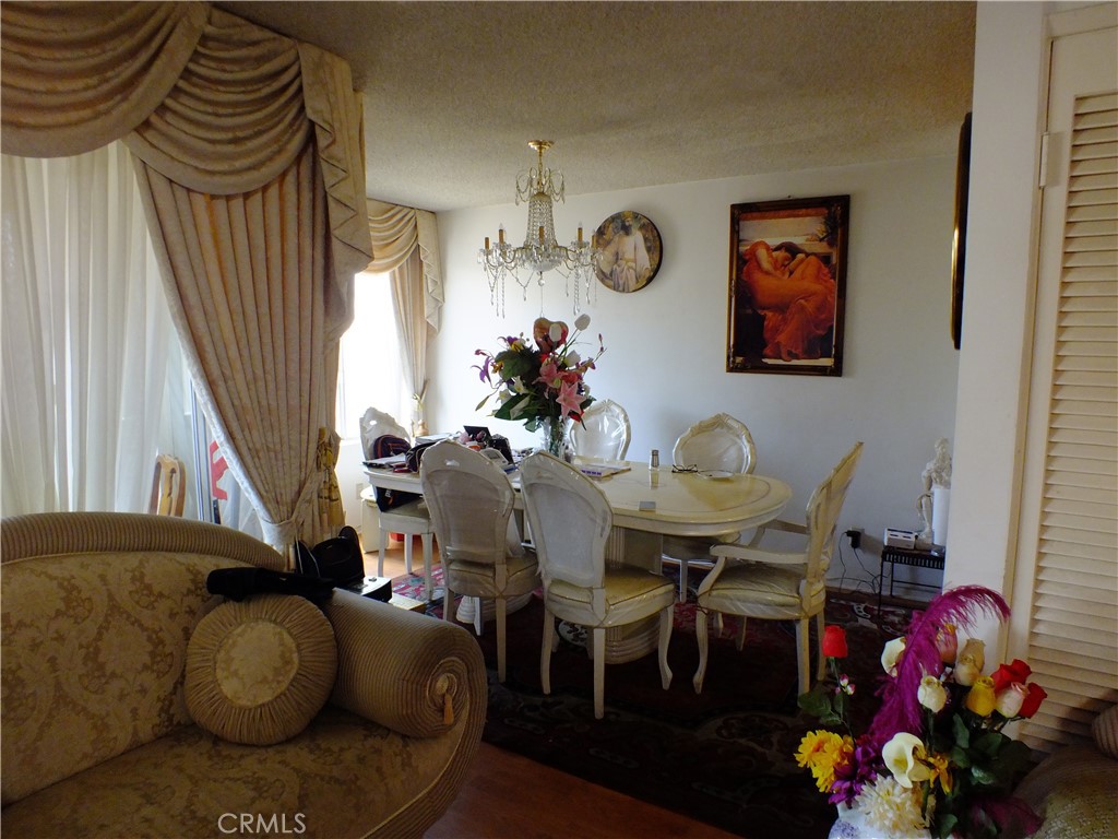 5339 Newcastle Avenue Unit: 103