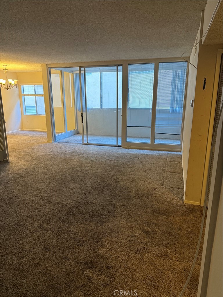 5339 Newcastle Avenue Unit: 103