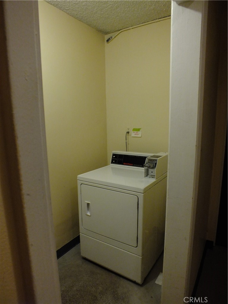 5339 Newcastle Avenue Unit: 103