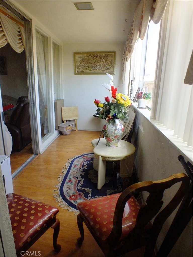 5339 Newcastle Avenue Unit: 103