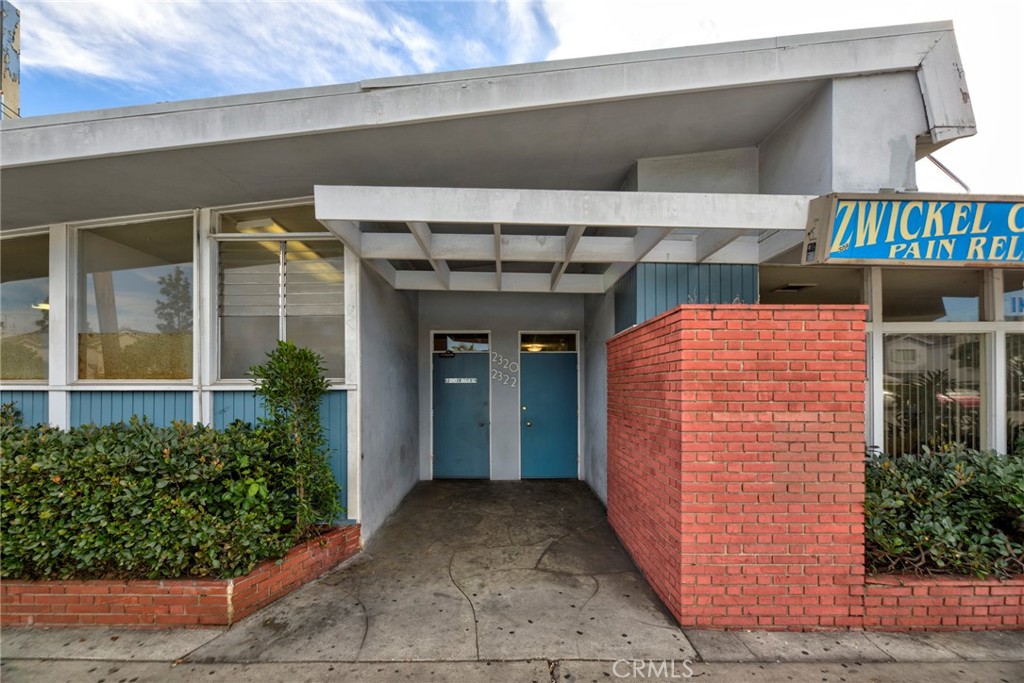 2320 Redondo Beach Boulevard