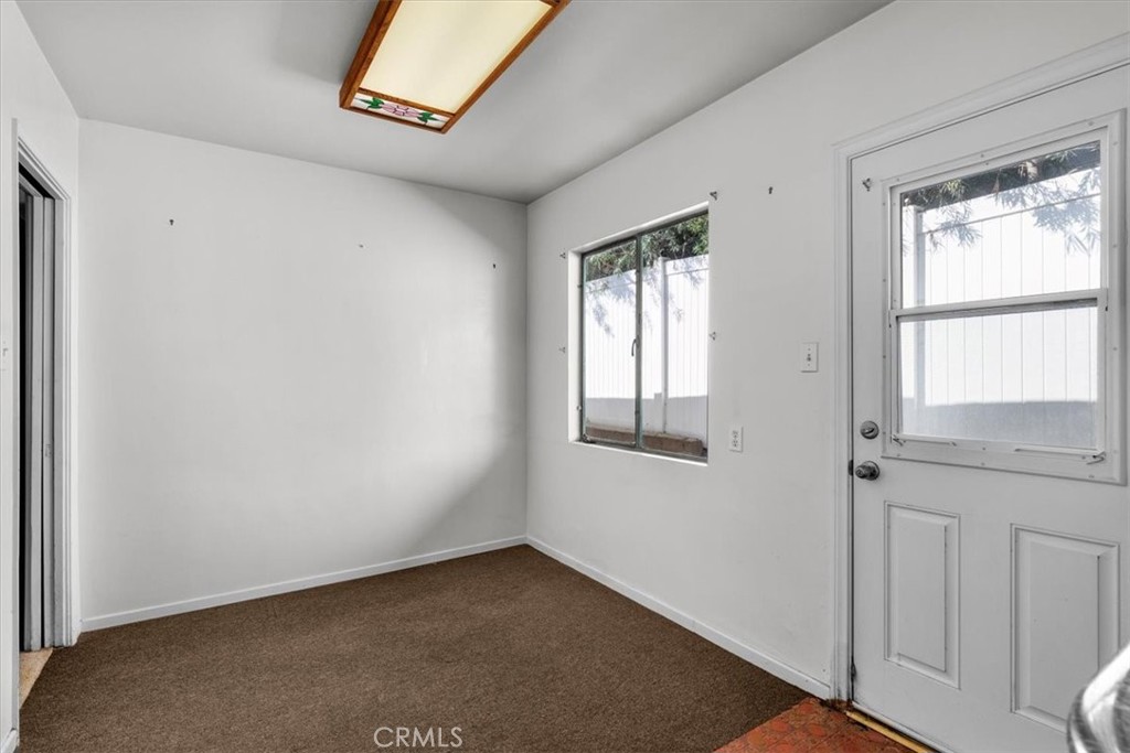 1327 S Gertruda Avenue