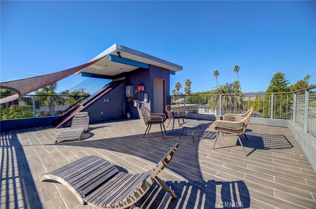 619 San Juan Avenue Unit: B