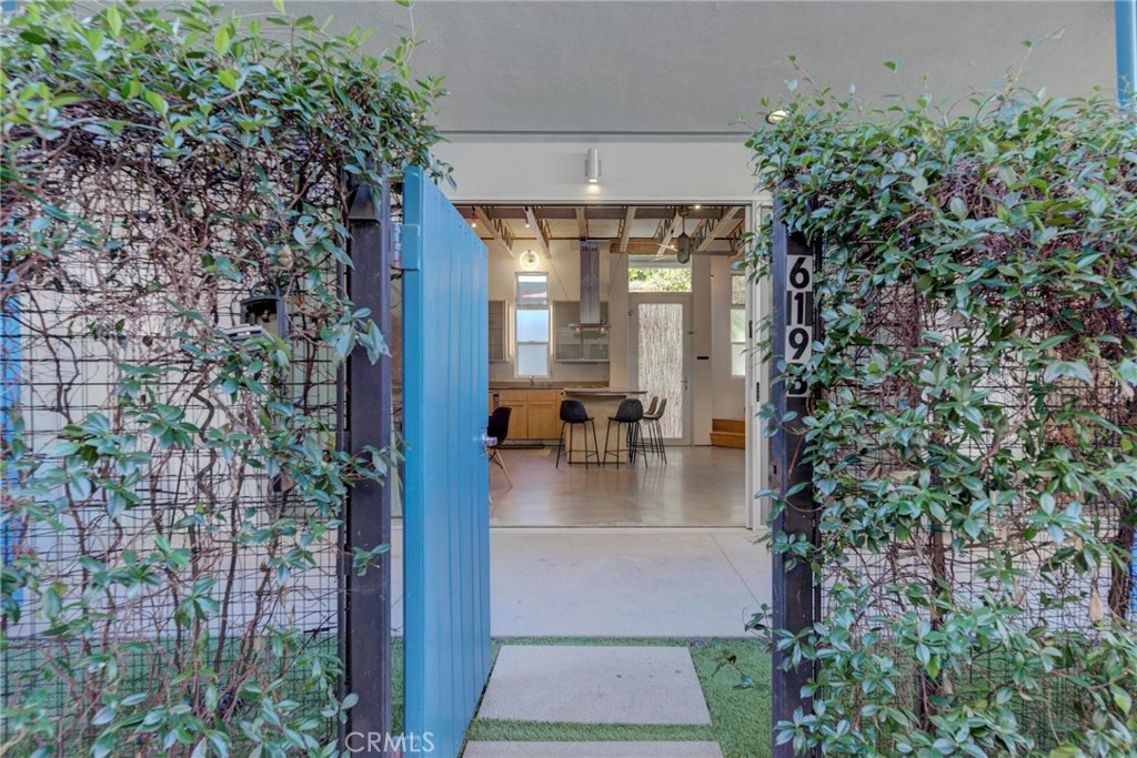 619 San Juan Avenue Unit: B