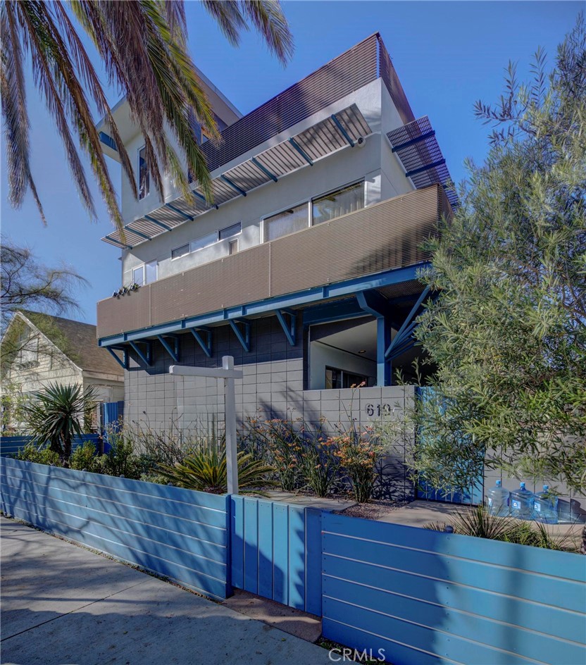 619 San Juan Avenue Unit: B