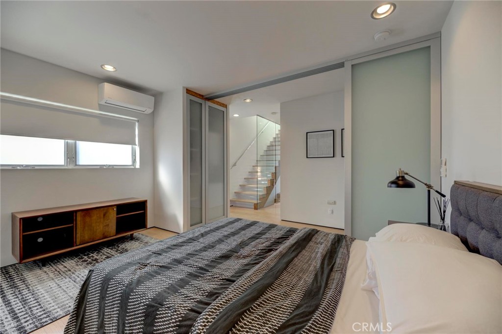 619 San Juan Avenue Unit: B