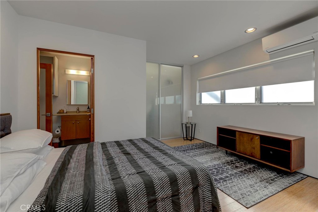 619 San Juan Avenue Unit: B