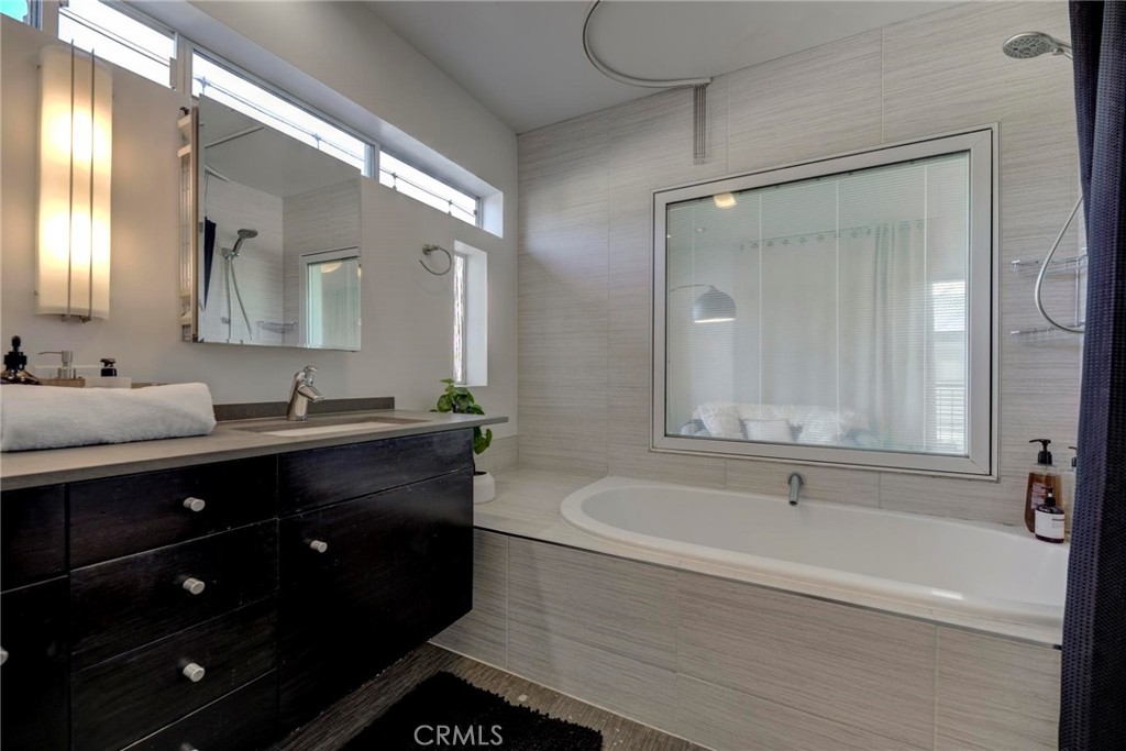 619 San Juan Avenue Unit: B