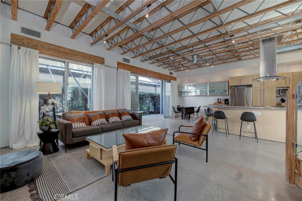 619 San Juan Avenue Unit: B