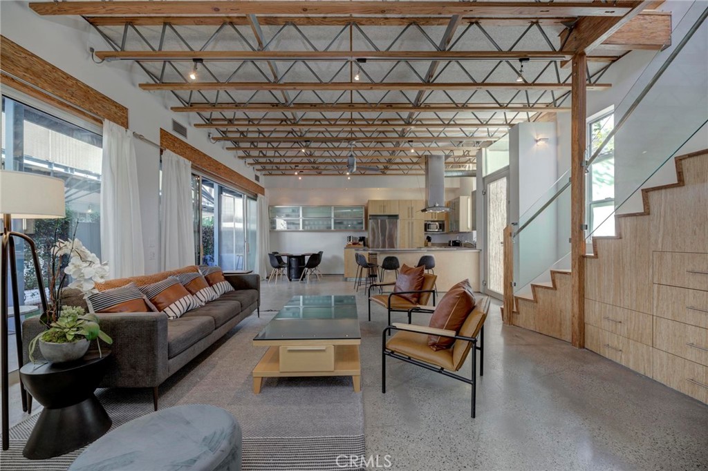 619 San Juan Avenue Unit: B