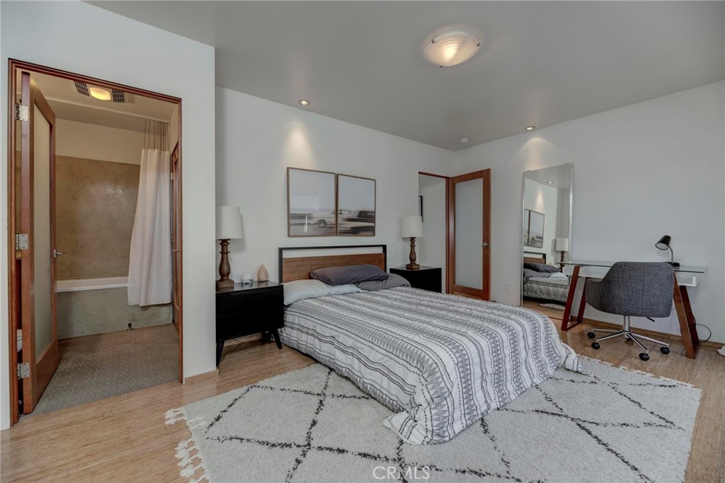 619 San Juan Avenue Unit: B