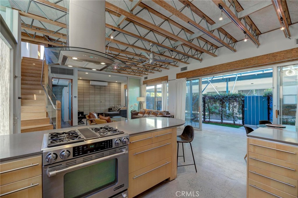 619 San Juan Avenue Unit: B