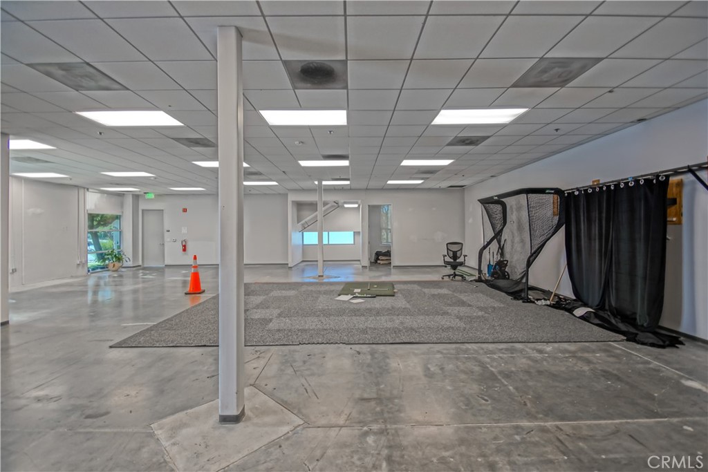 887 N Douglas Street 1