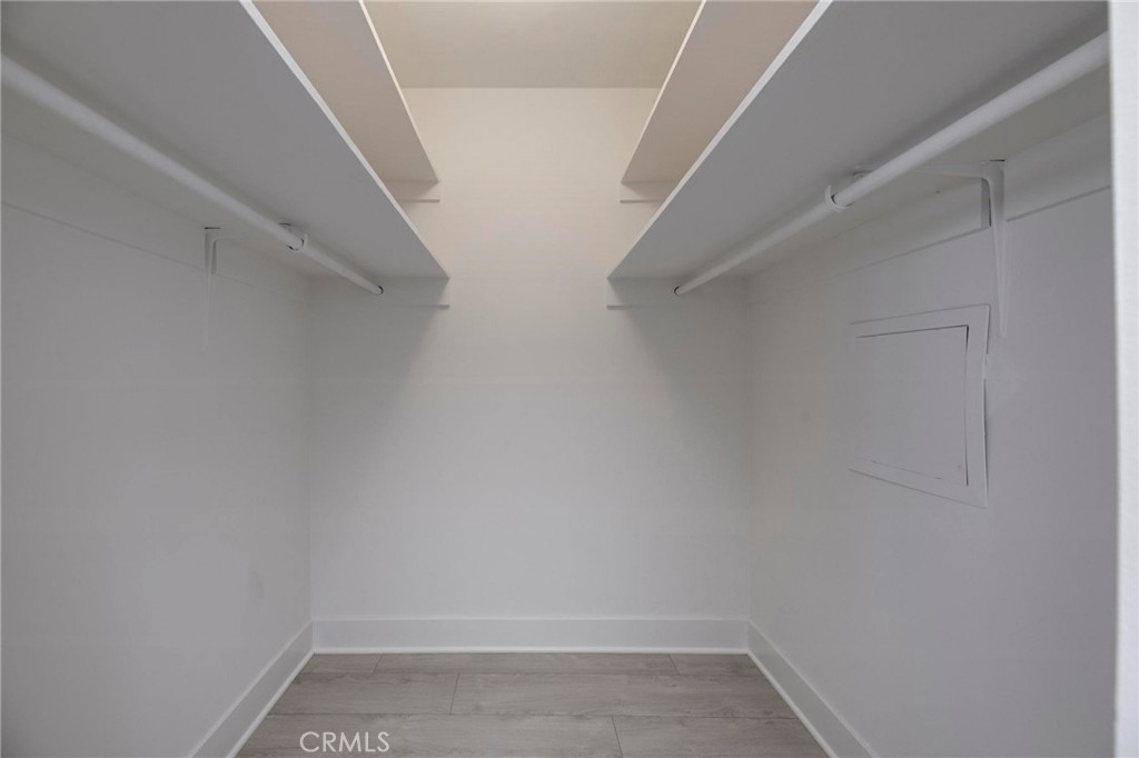 931 Manhattan Avenue