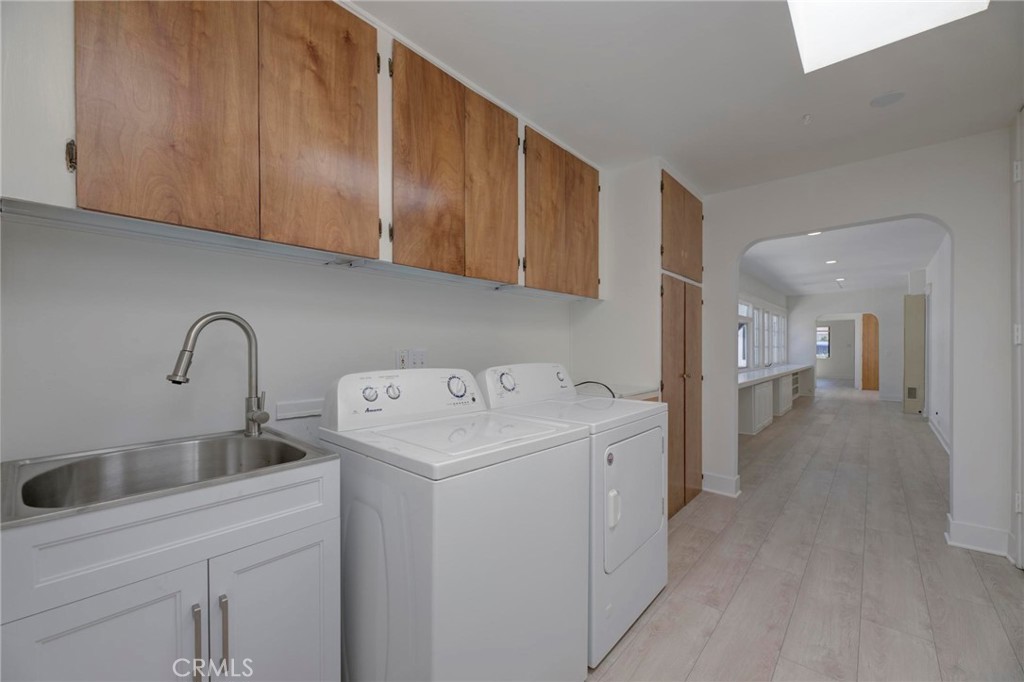 931 Manhattan Avenue