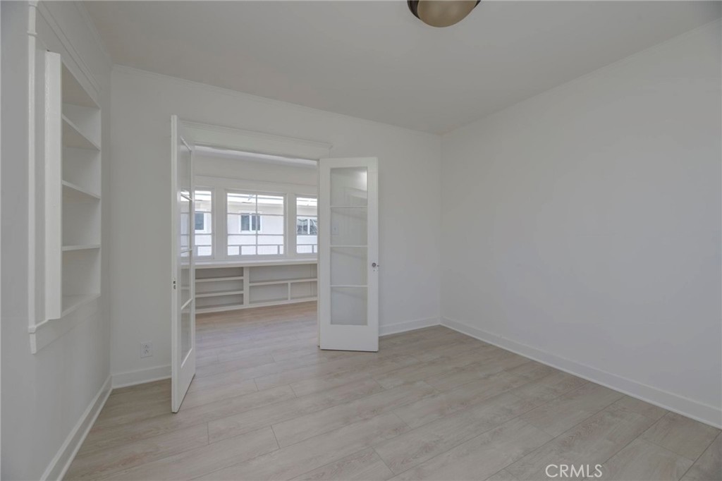 931 Manhattan Avenue