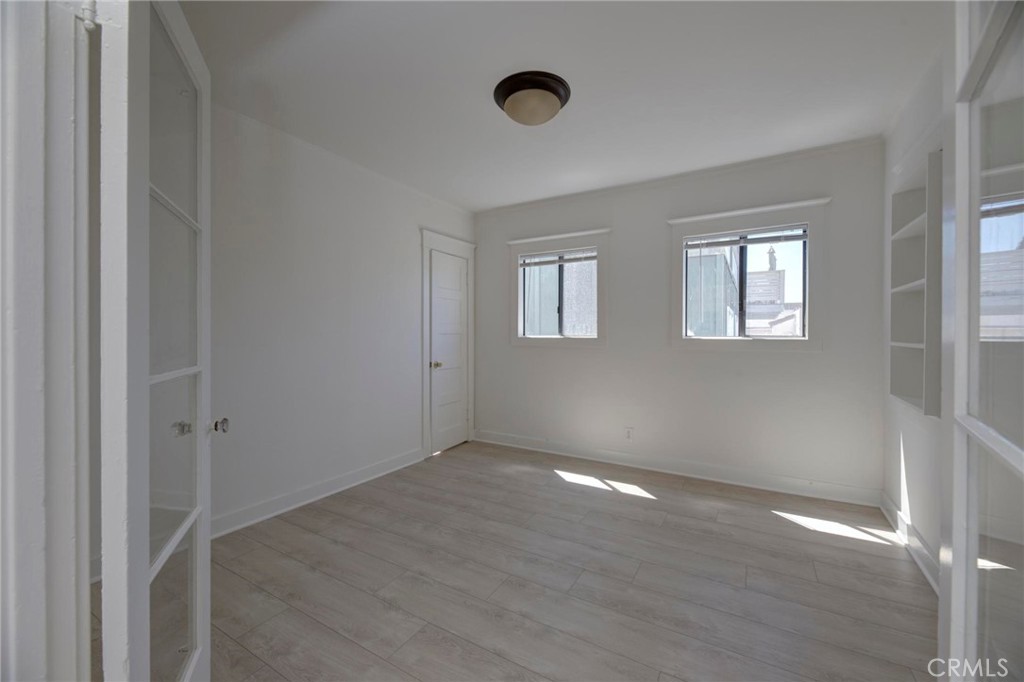 931 Manhattan Avenue